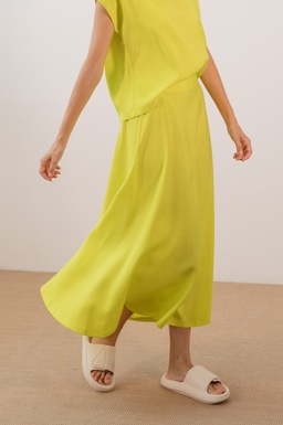 2502264Cap Falda Amarillo Flúor