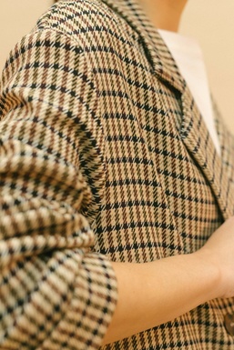 2503266Cap Blazer Houndstooth Browns/ Black