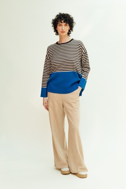 2504362Cap Pullover Ecru/ Black/ Blue