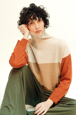 2504369 Pullover Ecru/ Brown/ Coral
