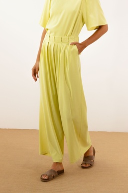 2601219A Pantalón Amarillo