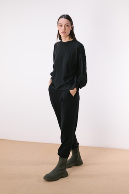 2603133 Pantalón Negro