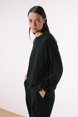 2603259BCap Camiseta Negra