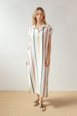 2502124 Vestido Rayas